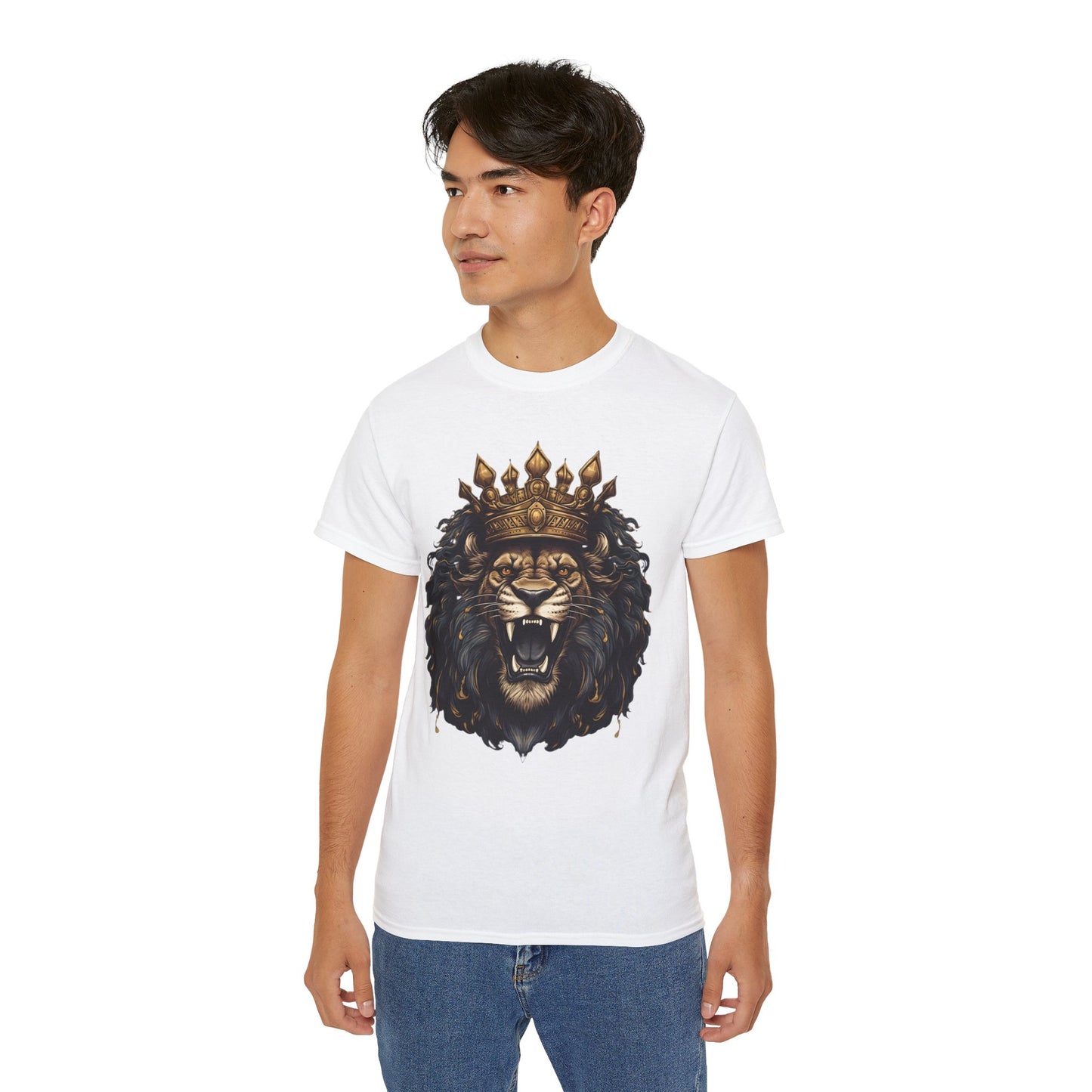 Regal Lion King T-Shirt - Majestic Roaring Lion with Crown Graphic Tee - Unisex, Bold Animal Print Shirt