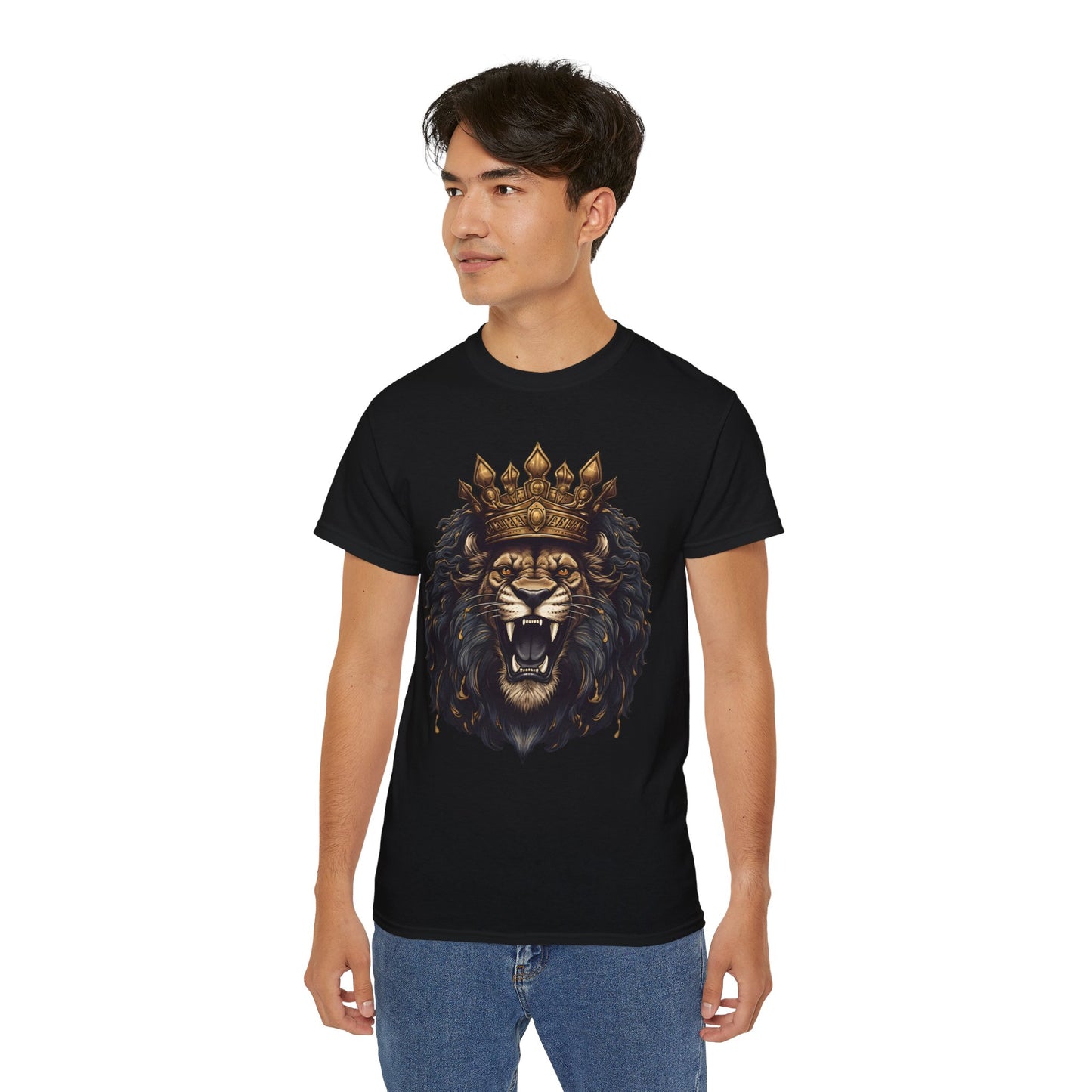 Regal Lion King T-Shirt - Majestic Roaring Lion with Crown Graphic Tee - Unisex, Bold Animal Print Shirt